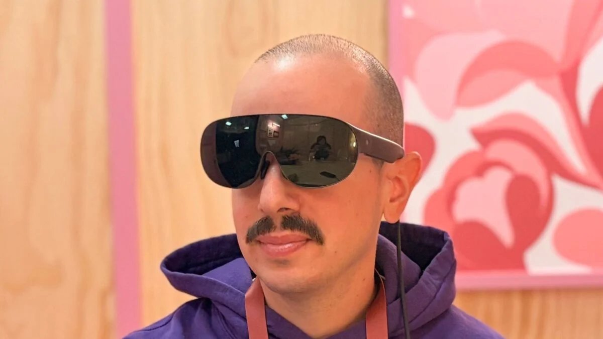 The Virtual Reality Mirage: Why the Headset Era Is Running Out of Steam