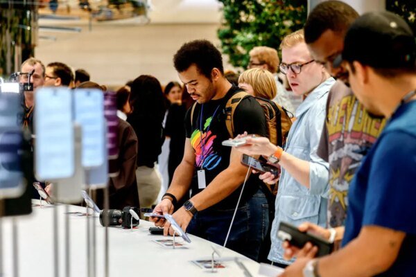 The iQueue Returns: Global Frenzy Greets the iPhone 18 Launch