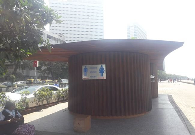 Toxic Trap: Deadly Fumes Claim Two Lives in Mumbai Public Toilet