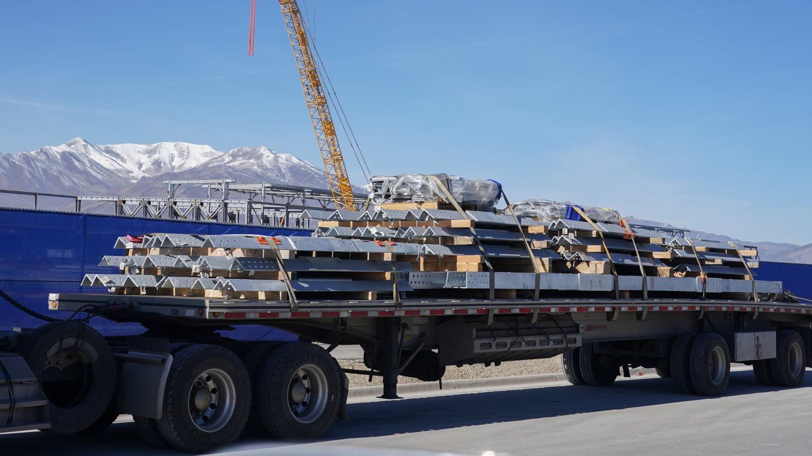Truckers Divided Over AI Data Center Boom