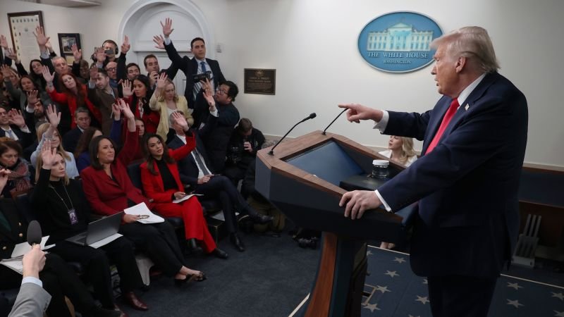 Trump Barring News Outlets from White House in Unprecedented Press Curbs