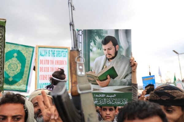 Trump Tightens the Screws: Iran Sanctions Expand as Houthi Defiance Flares in Sanaa