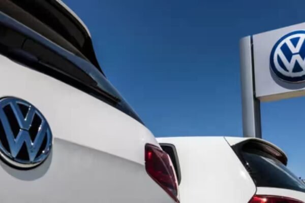 VW Gears Up for Radical Overhaul: 50,000 Jobs on the Chopping Block in Historic Restructuring