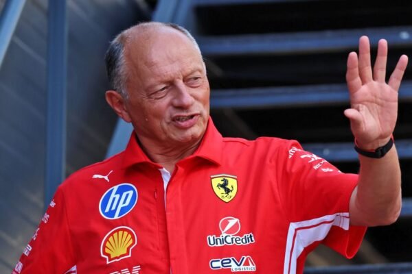 Vasseur on the Brink: Horner Circles as Ferrari’s Pressure Cooker Reaches Boiling Point