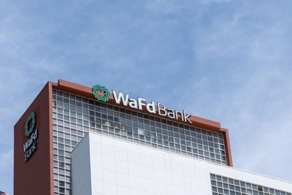 WaFd and EverBank Forge Banking Powerhouse in Strategic Multi-Billion Dollar Merger