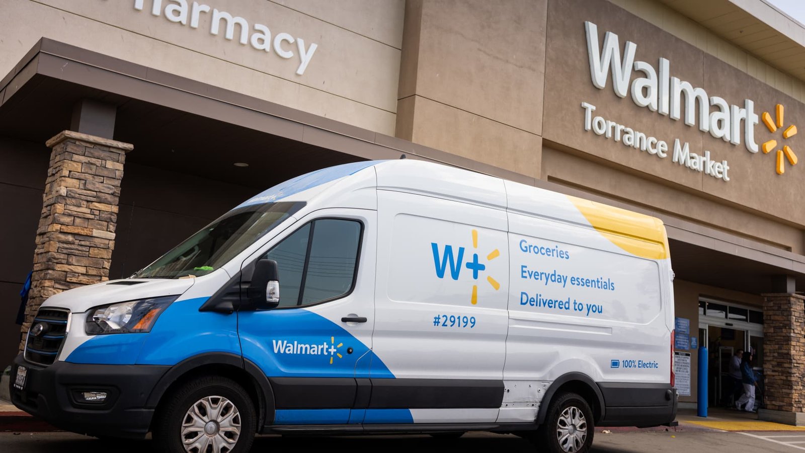 Walmart’s Last Mile: The Retail Giant Declares War on Delivery Apps
