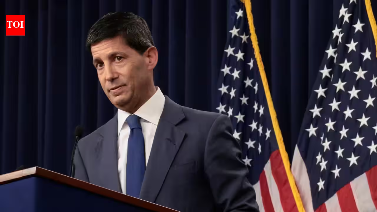 Warsh Leads Fed Pivot: Rates Climb to 4% in Landmark Policy Shift