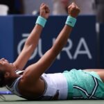 Zheng’s Baseline Brilliance Downs Keys as Anisimova Stumbles in Flushing Meadows Shake-Up