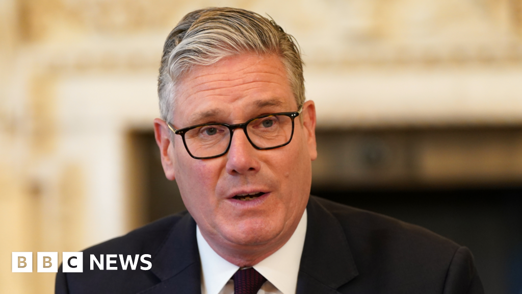 Keir Starmer announces he is standing down as MP