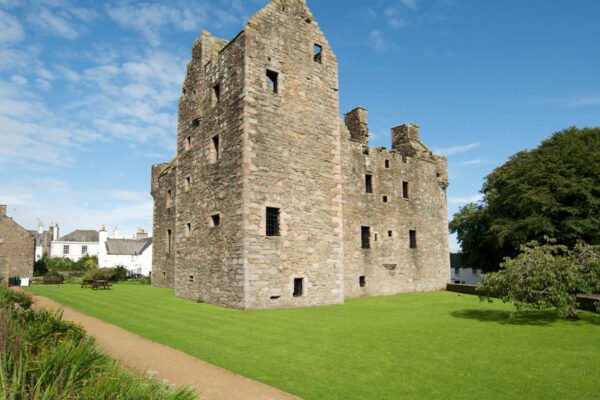 Great Hall Reopens in MacLellan's Castle