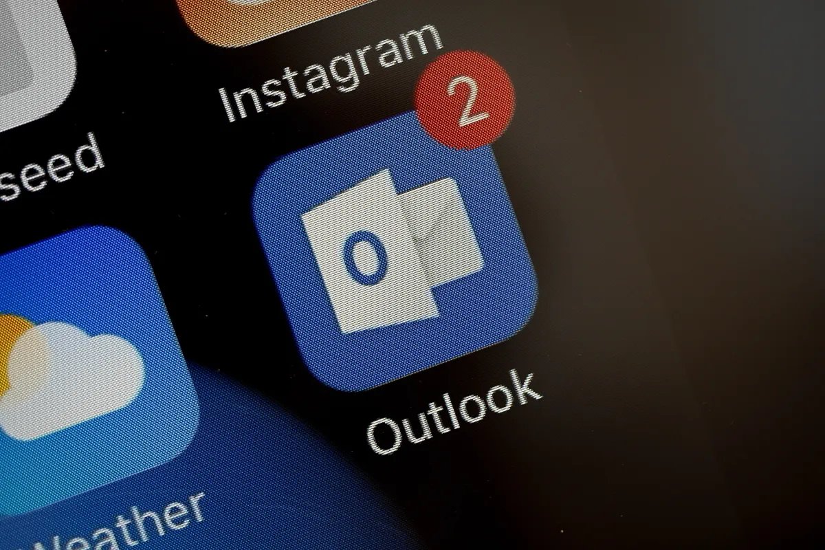 Microsoft tests fix for latest hours-long Outlook outage