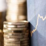 House prices stagnate but hope for interest rate relief