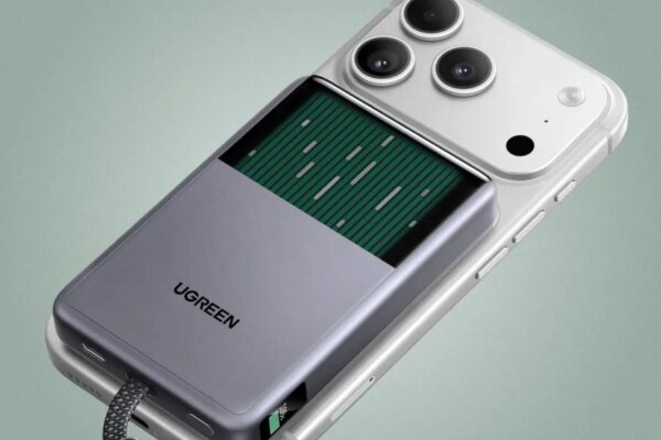 You can watch the coolant flow inside Ugreen’s liquid-cooled power bank