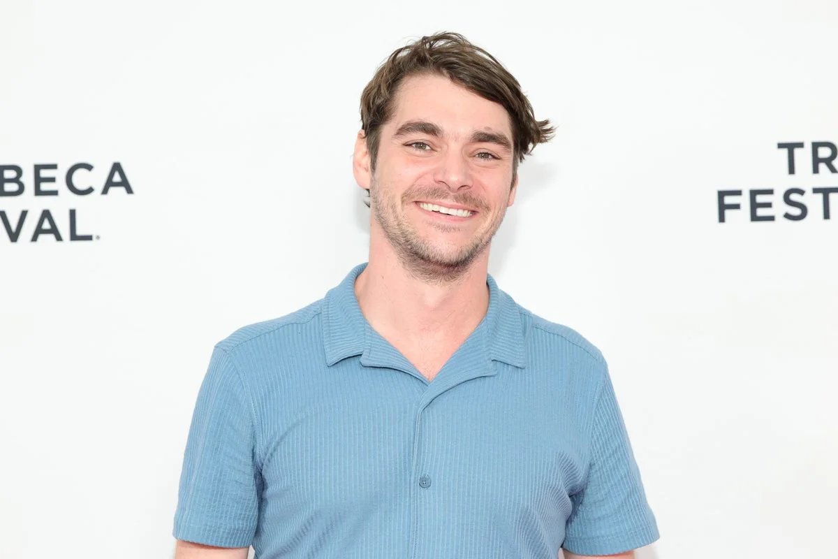 Breaking Bad Star RJ Mitte Dies at 34