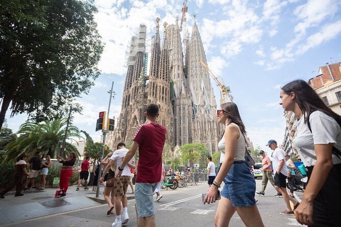 Barcelona Breaks the Bank: How Europe’s Cultural Capital Became a Budget Traveler’s Paradise