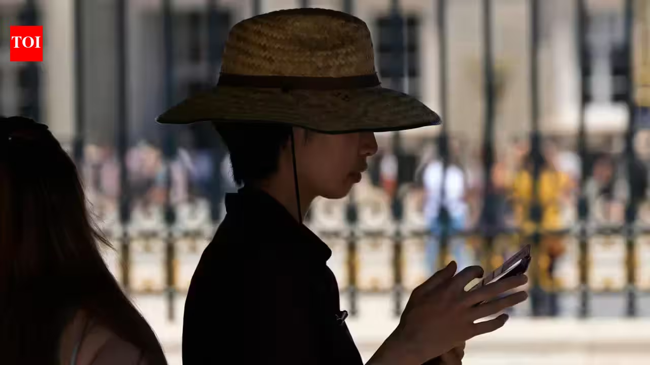 Beijing’s Mobile Shield Pierced by New Anti-Dumping Tariff Wall
