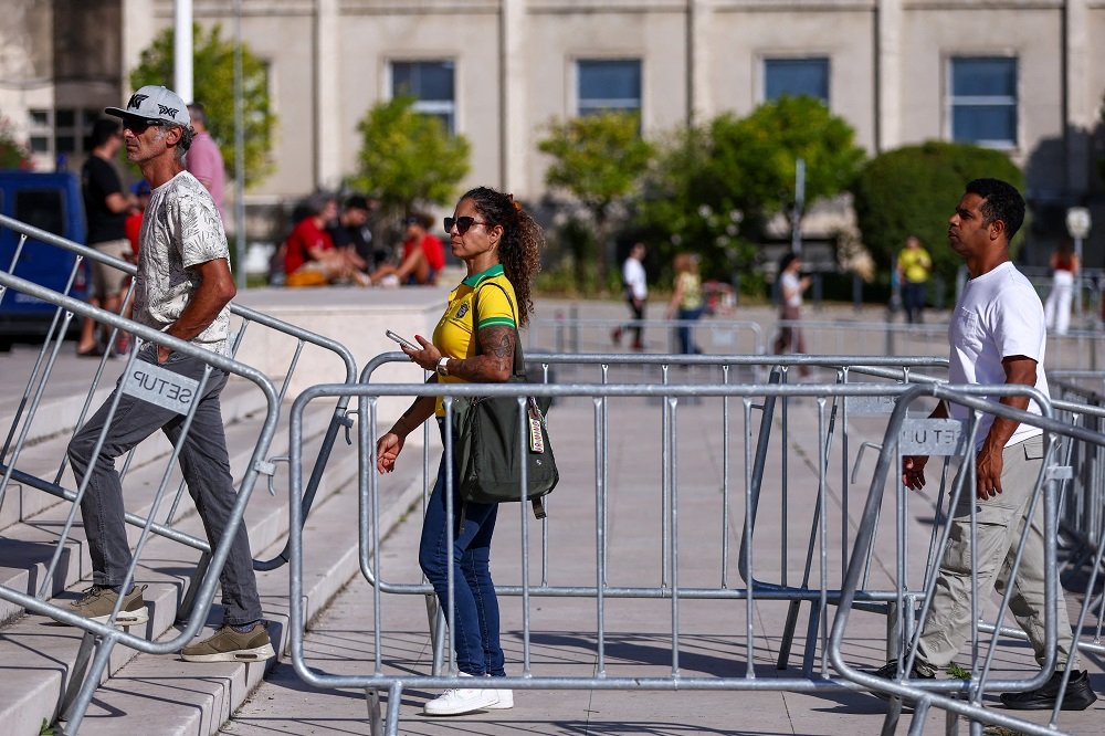 Brazil on the Brink: A Nation Decides in High-Stakes Ballot
