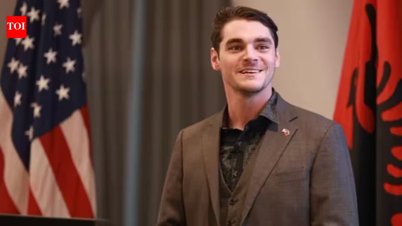 'Breaking Bad' Star RJ Mitte Dead at 34
