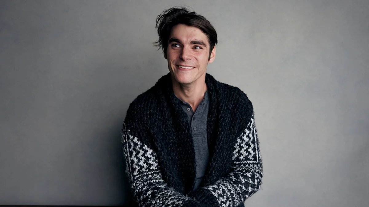 Breaking Bad’s RJ Mitte Dead at 34: A Final Curtain Call for the Beloved Star