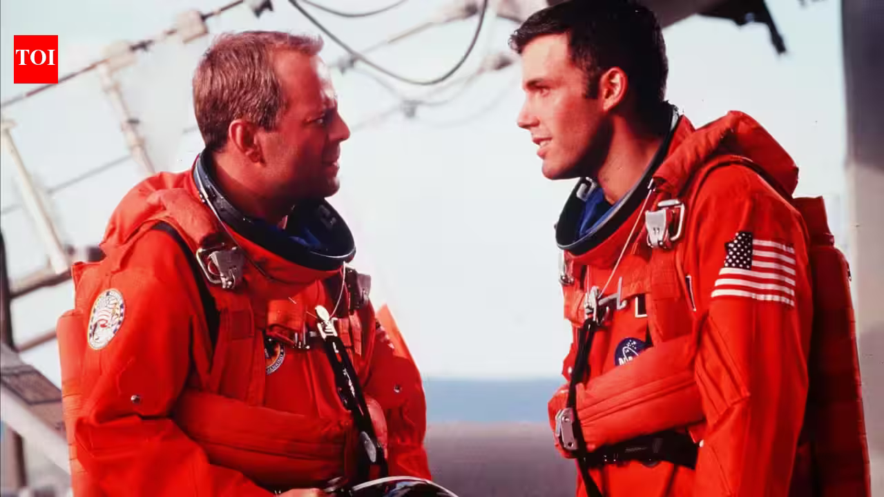Bruce Willis Tried to Talk Ben Affleck Out of Starring in ‘Shakespeare in Love’
