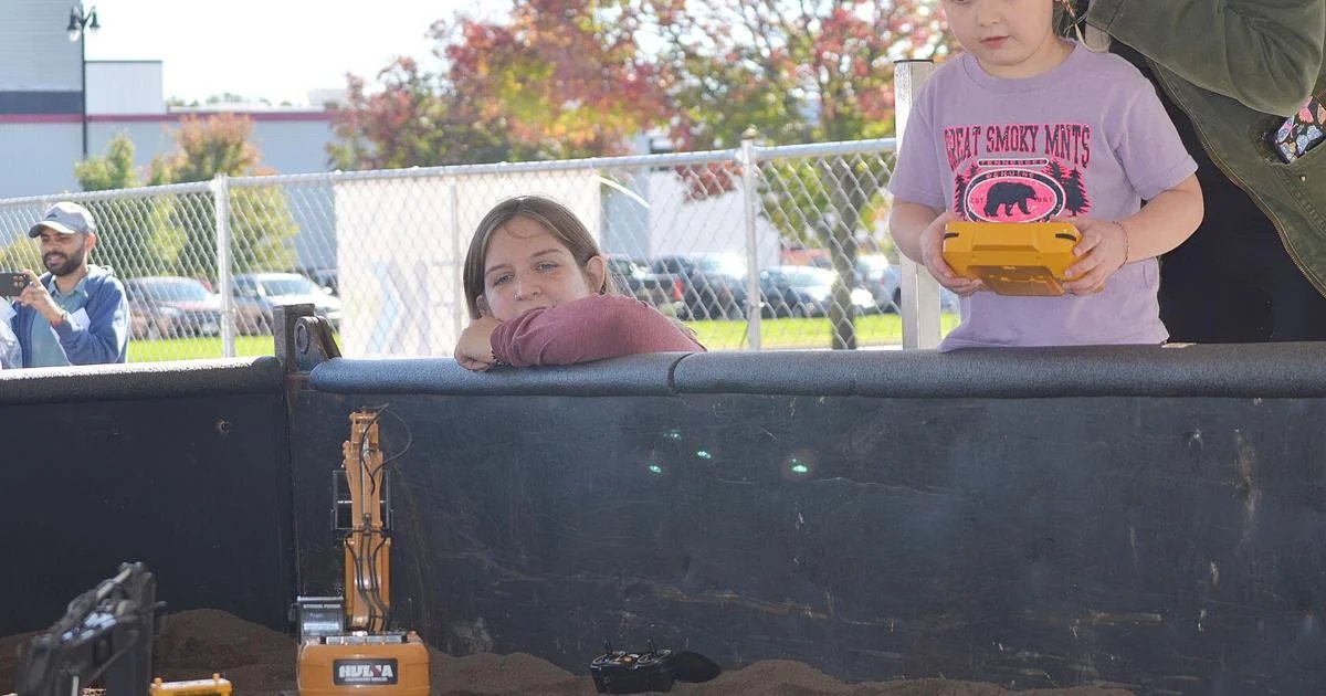 Building the Future: Local Youth Get Hands-On at Community Construction Zone