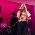 Caught on Camera: Watch Kelly Clarkson’s Surprising Brooklyn Store Interaction!
