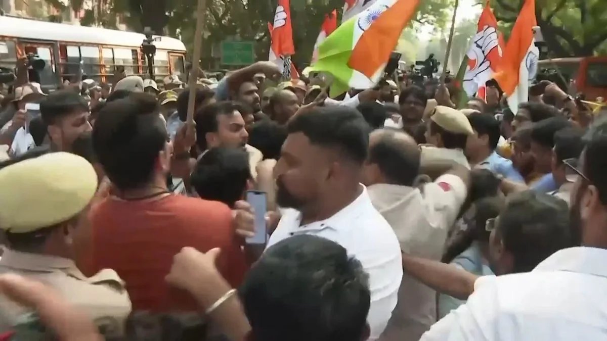 Clash at the Capitol: Congress Youth Workers Brawl with Police Over Election Chief Row