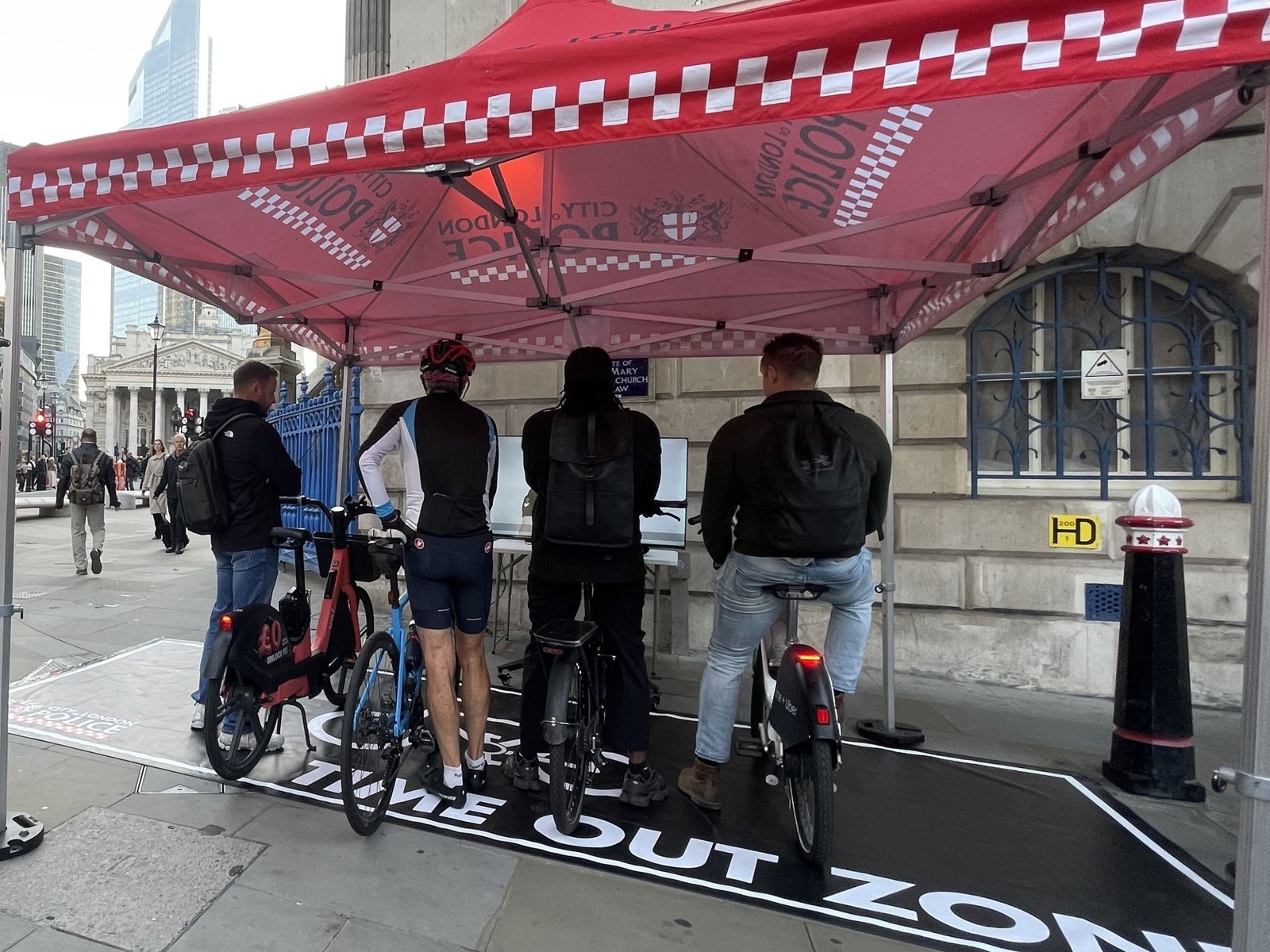 Confessions of a Cyclist: Why London’s ‘Red Light’ Reality Check Changed My Ride Forever