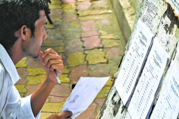 Cracking the Code: UPSC Aspirants Demand Transparency in Marks Breakdown to Sharpen Strategy