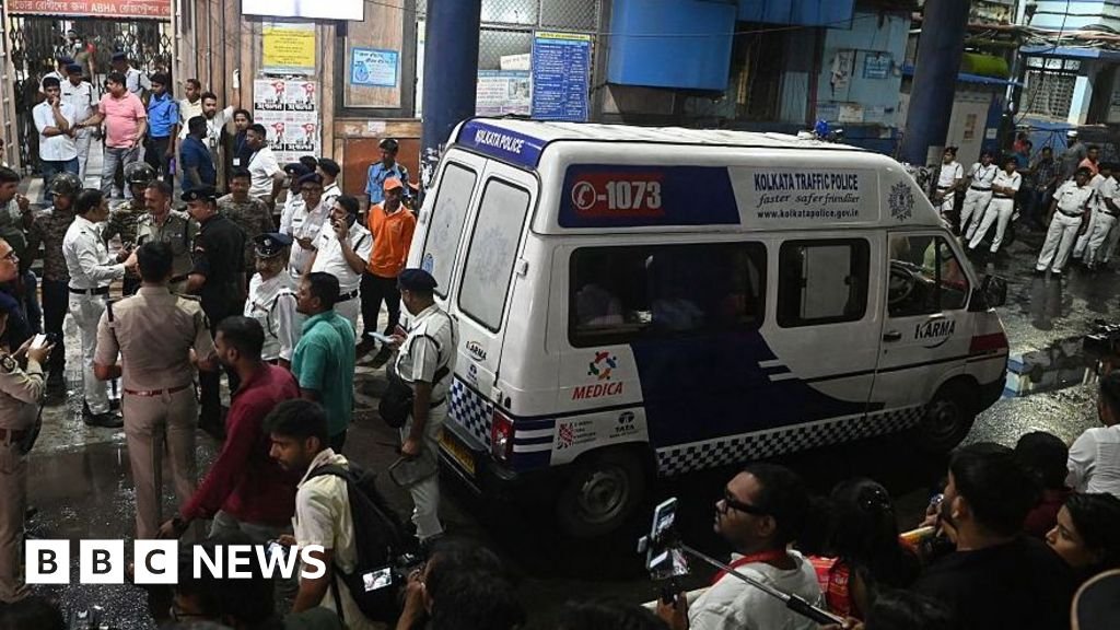 Crush of Faith: Stampede at Indian Hindu Festival Leaves 17 Dead