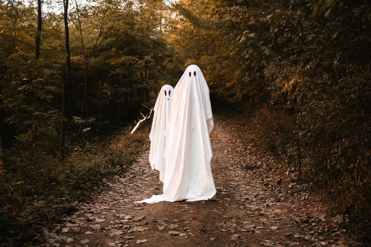 Ctrl+Alt+Costume: Last-Minute Hacks for the Tech-Obsessed