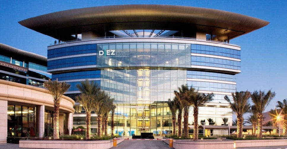 DIEZ Doubles Down: Oraseya Capital Fund Hits AED 1 Billion Milestone