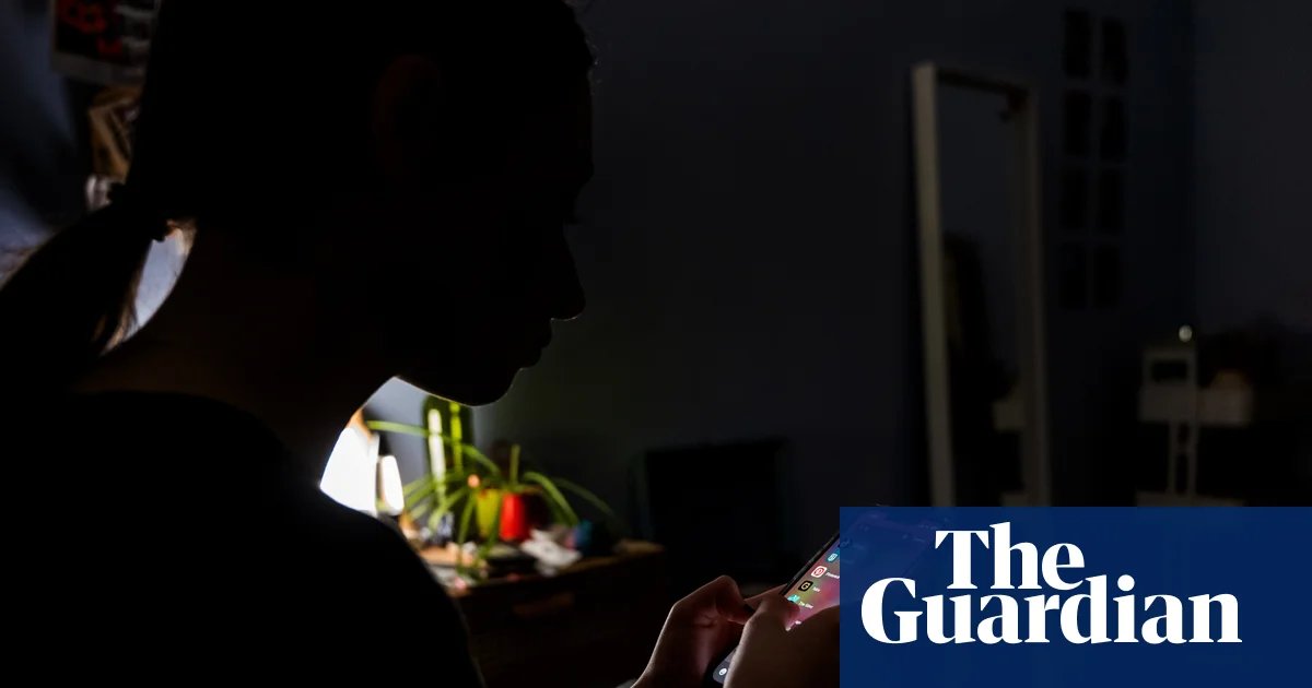 Digital Deepfakes: How AI ‘Nudify’ Apps Are Outsmarting Parental Controls