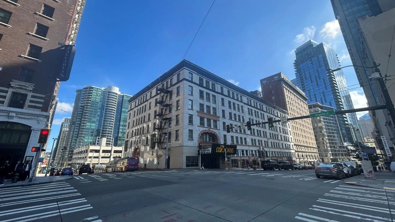 Empty Desks, Hollow Hopes: Seattle’s Downtown Revival Faces a Hiring Hangover