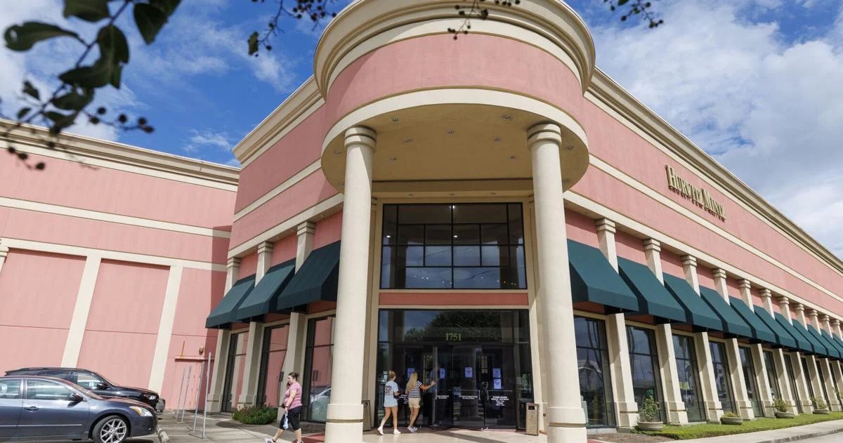 End of an Era: Hurwitz Mintz Closes Its Doors After 102 Years