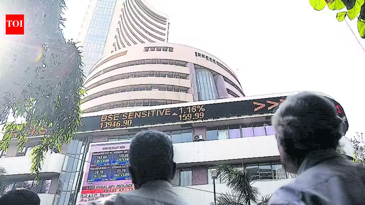 Exodus of Capital: FPIs Bleed ₹44,000 Crore as Yearly Outflows Breach ₹3 Lakh Crore Milestone