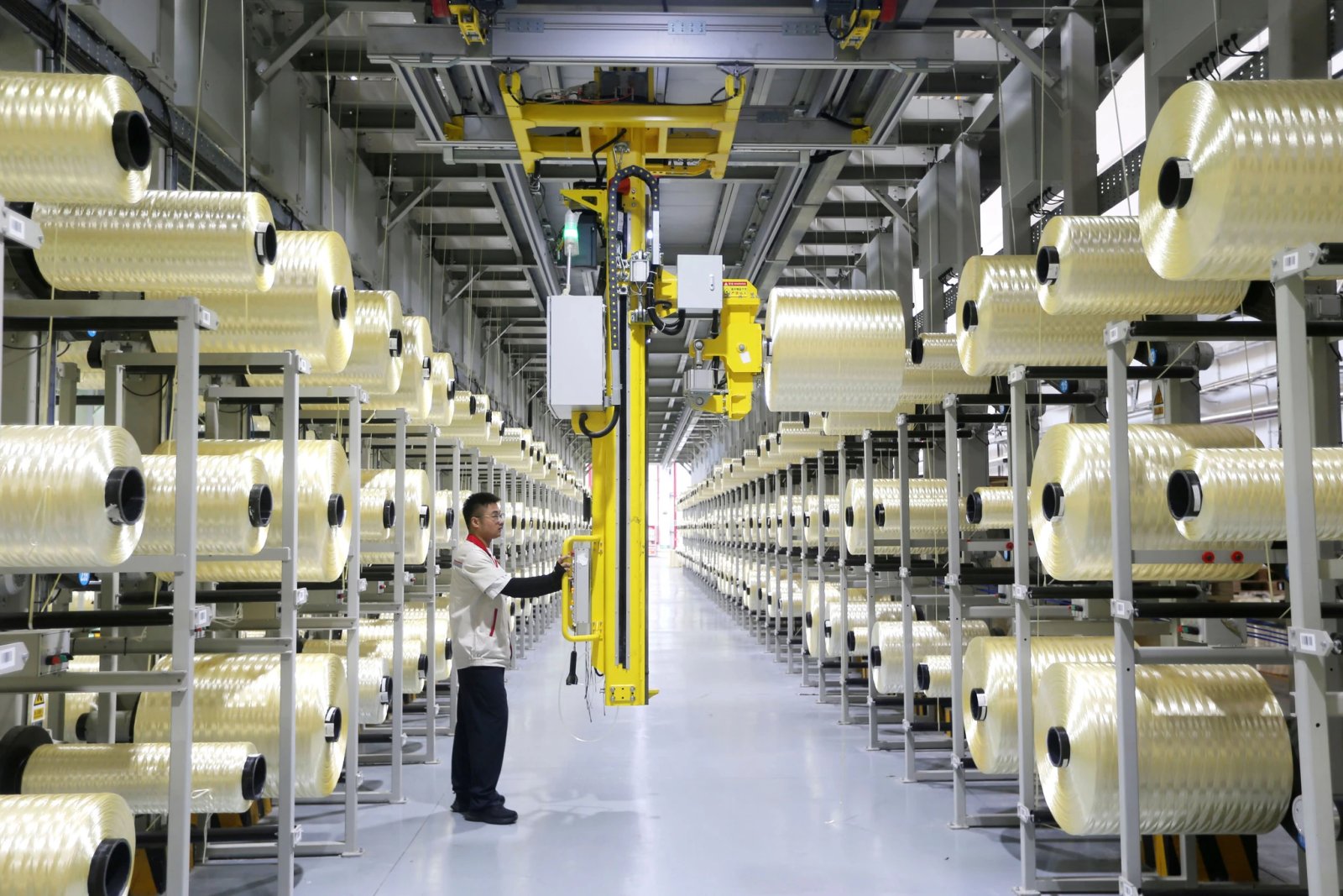 Export Engine Drives China’s 4.5% Economic Surge