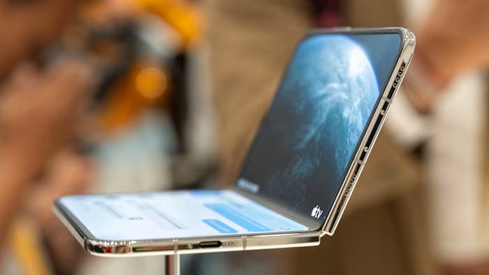 Foldable Frenzy: Apple Stunned as Demand Overwhelms First-Gen Launch