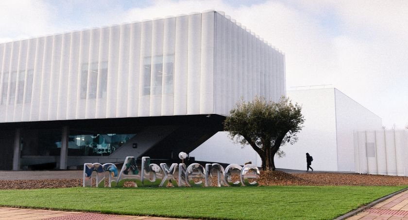 Fresenius Clinches Full Control of mAbxience in High-Stakes Biosimilars Bet