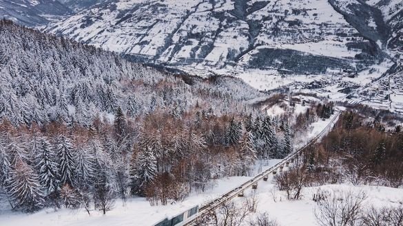 From Platform to Powder: Why Les Arcs Is the Gold Standard for Rail-Linked Skiing