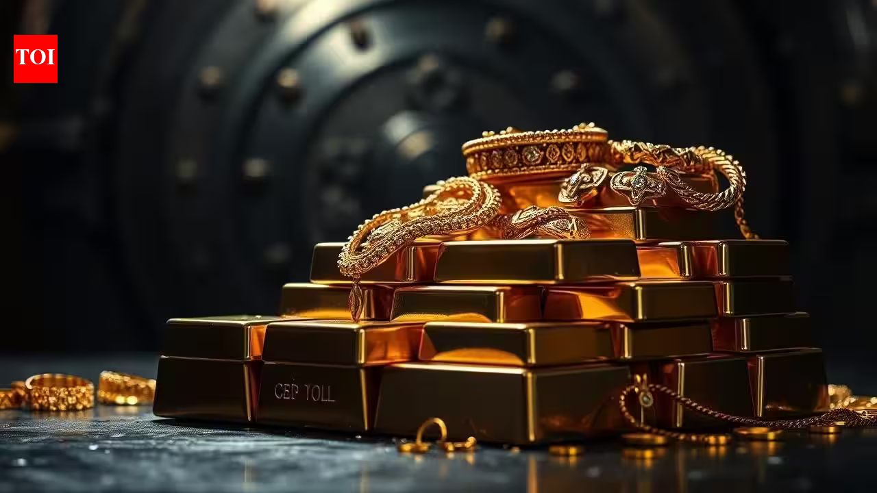 Gold’s Golden Cage: Why Markets Are Bracing for a Price Plateau This October