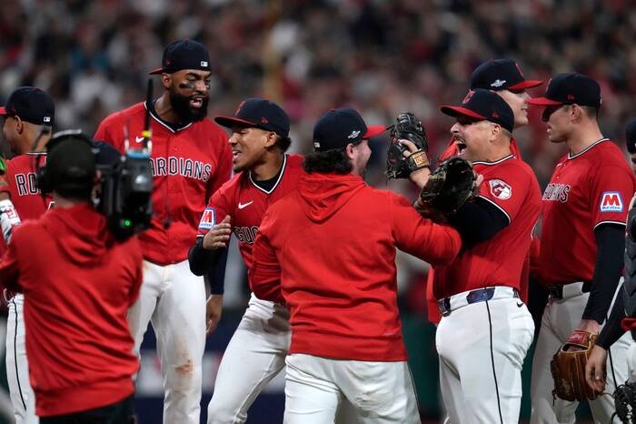 Guardians Complete Stunning ALDS Rally as Williams and Ramírez Silence White Sox