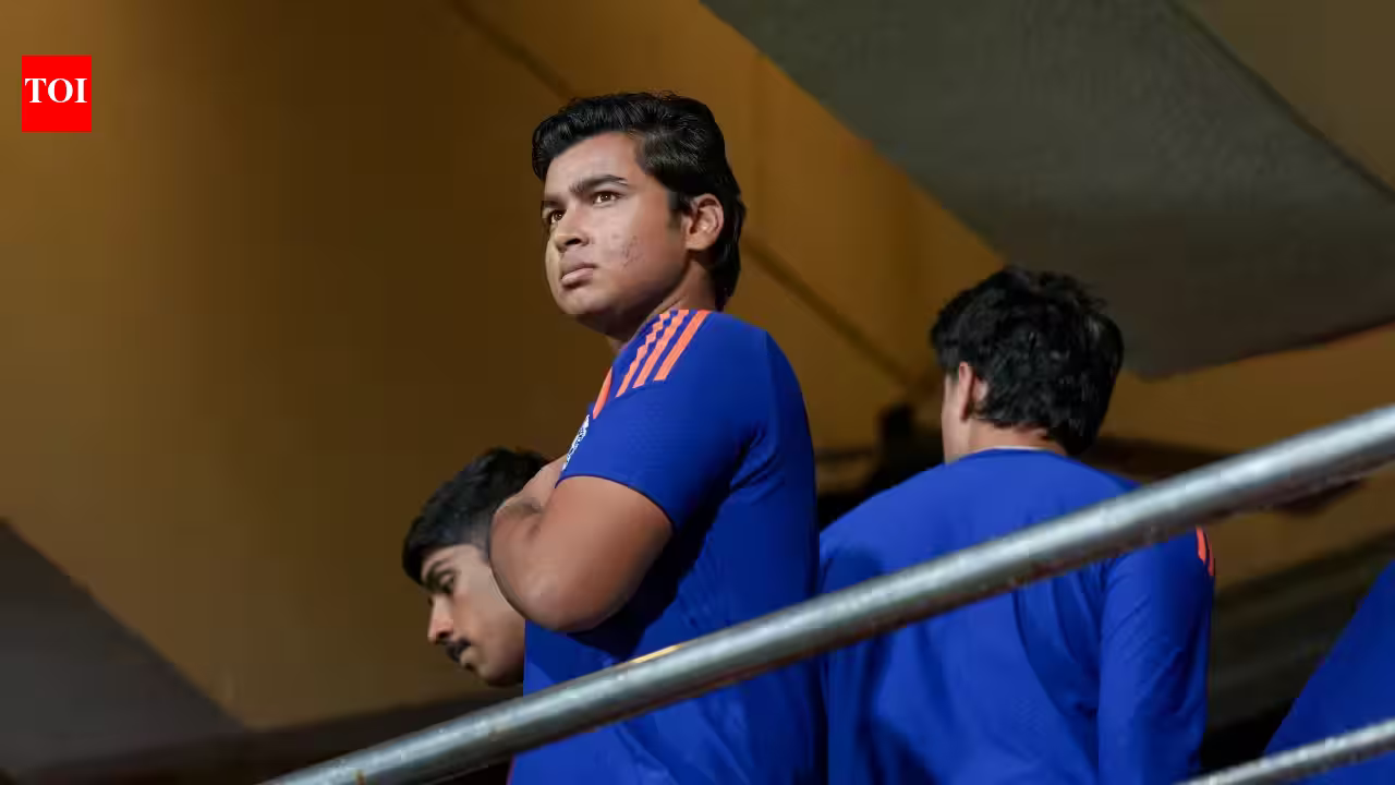 Hard Truth for Prodigy: Why Experts Are Calling to Bench Vaibhav Sooryavanshi