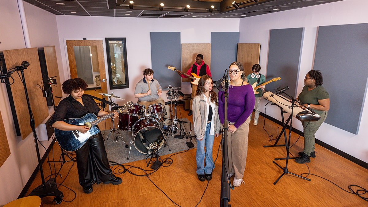 Hofstra Hits a High Note With Eighth Consecutive Billboard Honor