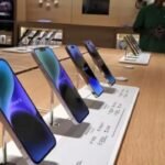 Holiday Hangover: Smartphone Market Braces for Rare Seasonal Slump