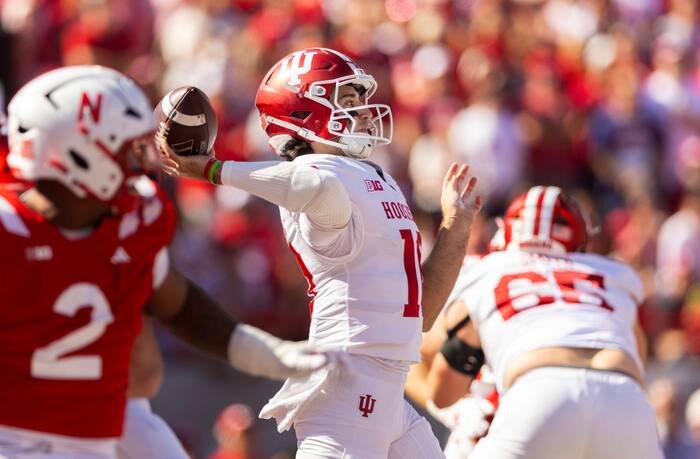 Hoover and Marsh Orchestrate Late-Game Magic as No. 7 Indiana Edges Nebraska