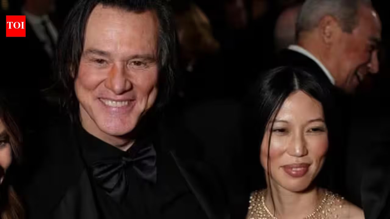 Jim Carrey Secretly Weds Longtime Girlfriend Min Ah in Private LA Ceremony