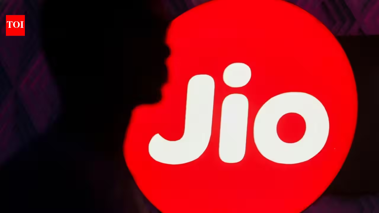 Jio IPO Blitz: Rs 50,000 Crore War Chest Secured in Record 100-Minute Frenzy