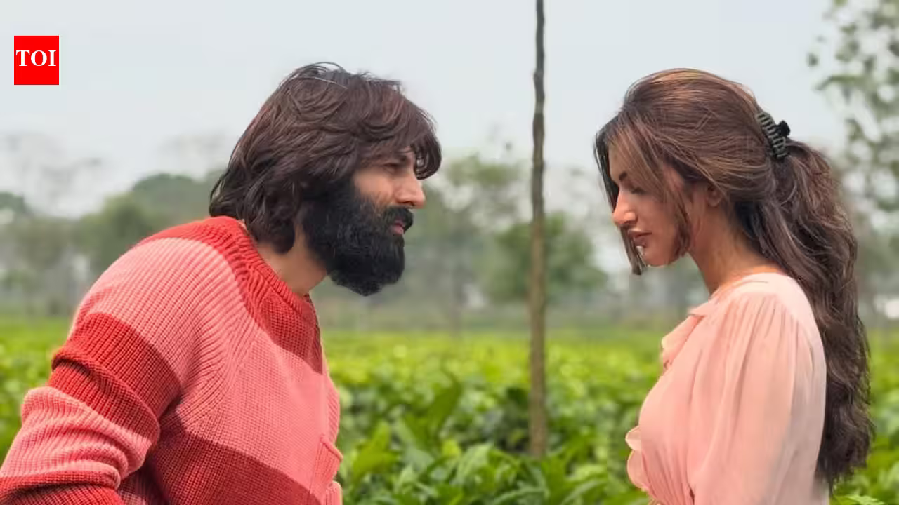 Kartik Aaryan and Sreeleela’s Anurag Basu Musical Pushed to 2027 in Major Release Shake-Up!
