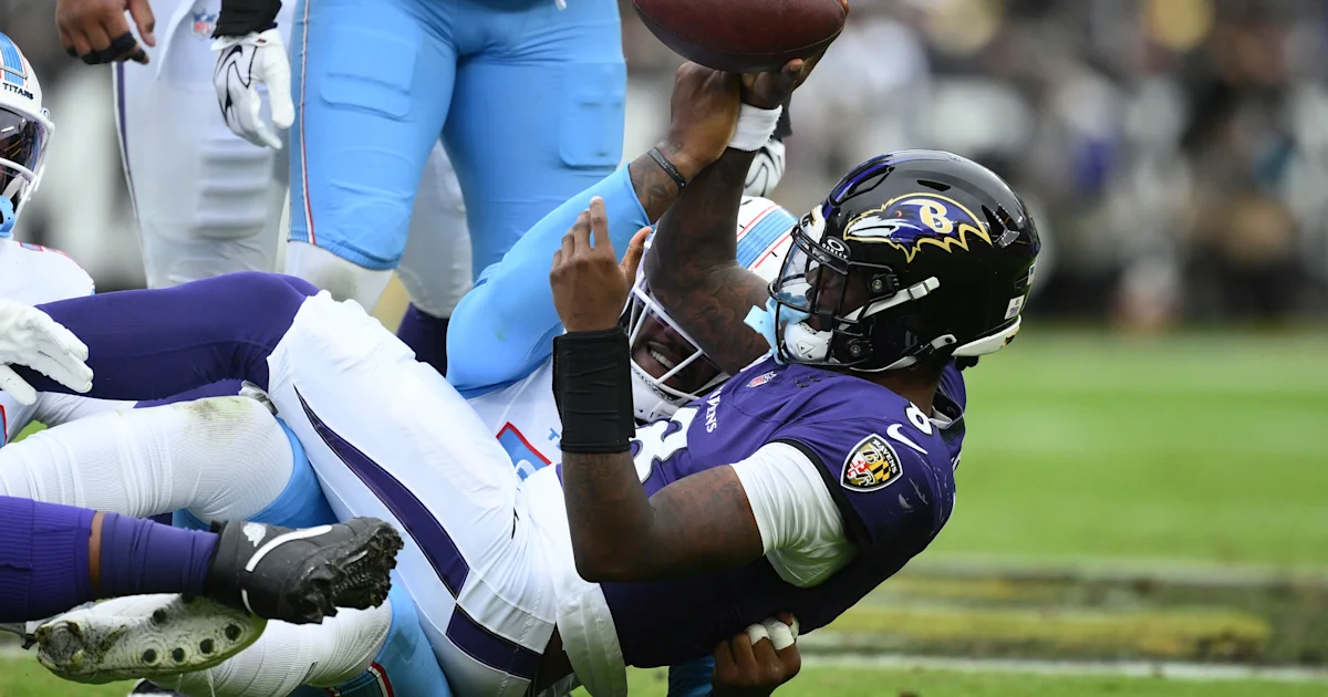 Lamar Jackson Sidelined: Ravens Turn to Huntley as Star Quarterback Exits with Ankle Injury